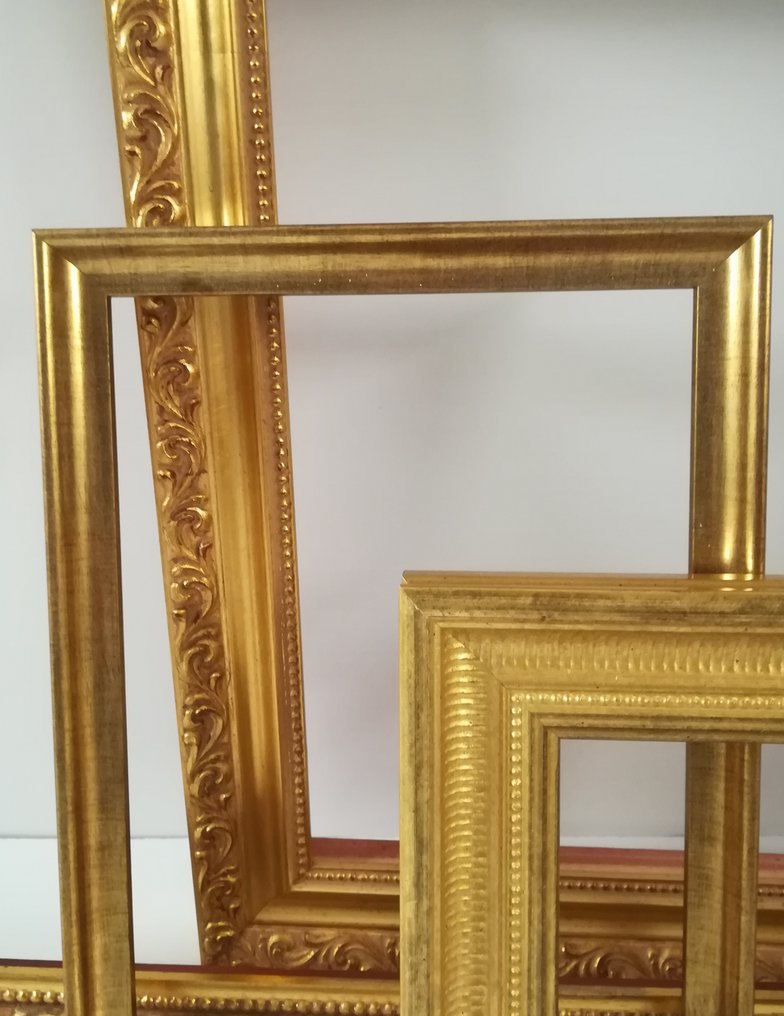 Frame (4) - Wood - Set of gold frames 40x50 cm #4.3