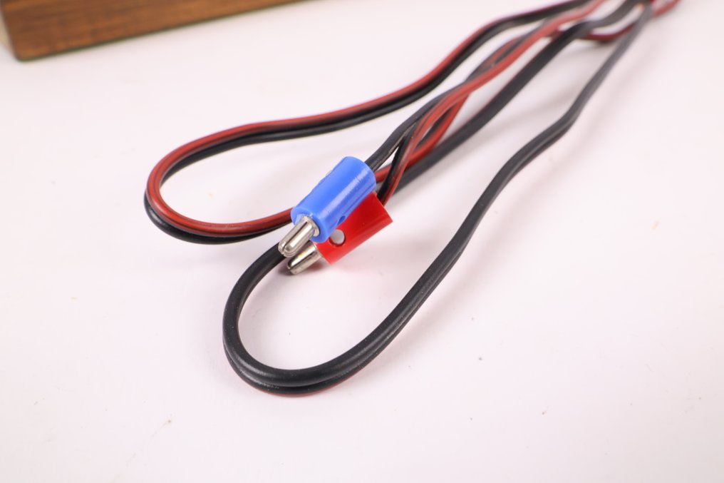 Edi-modellbahntechnik N, H0e - 160 00100 - Tren a escala (1) - Banco de rodillos con 4 cabras. #4.3