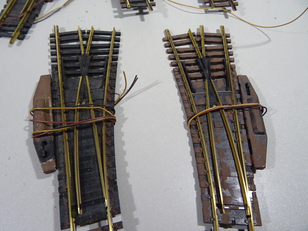 Fleischmann H0 - Tågset (11) - 11 växlar med elektrisk drivning #4.3