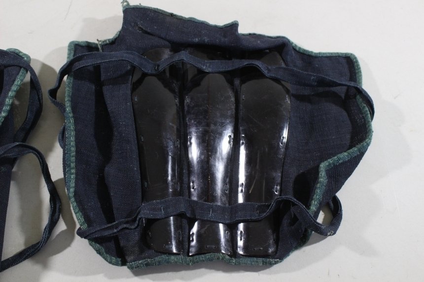 盔甲 - 日本 - 3 Hon Shino Suneate of Samurai Yoroi : E3-80 江戶時代（1600-1868） #2.1