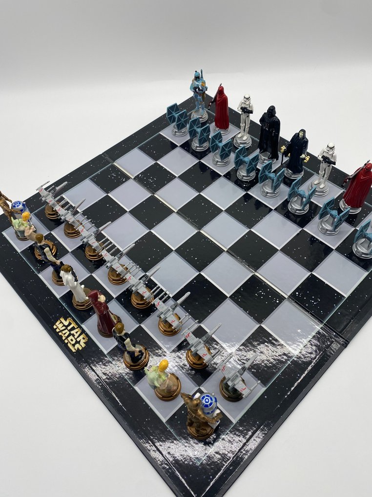Lucas Film - Σετ σκακιού - Jeu d'échecs 3D Star Wars vintage - Πλαστικό #1.0