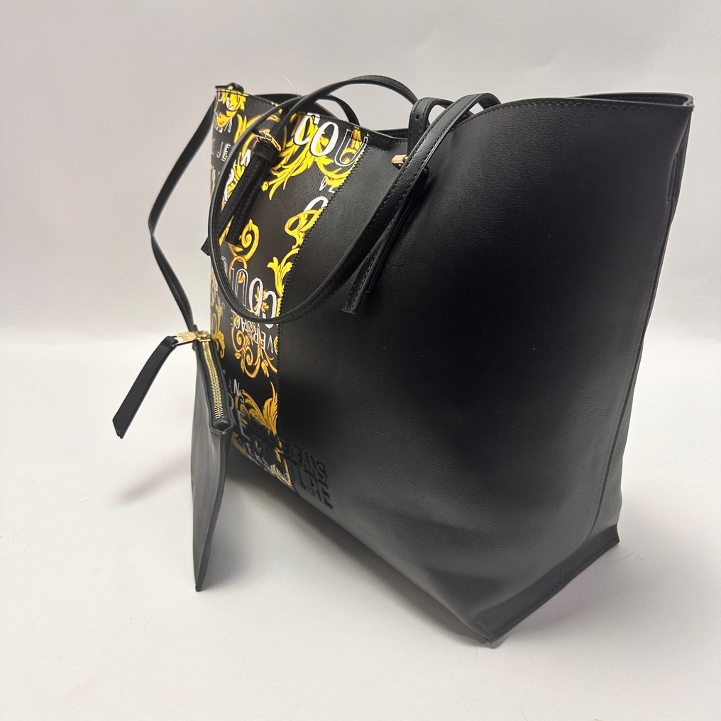 Versace Jeans Couture - Range P, Rock Cut-Sketch 6 - Sac en bandoulière #3.2