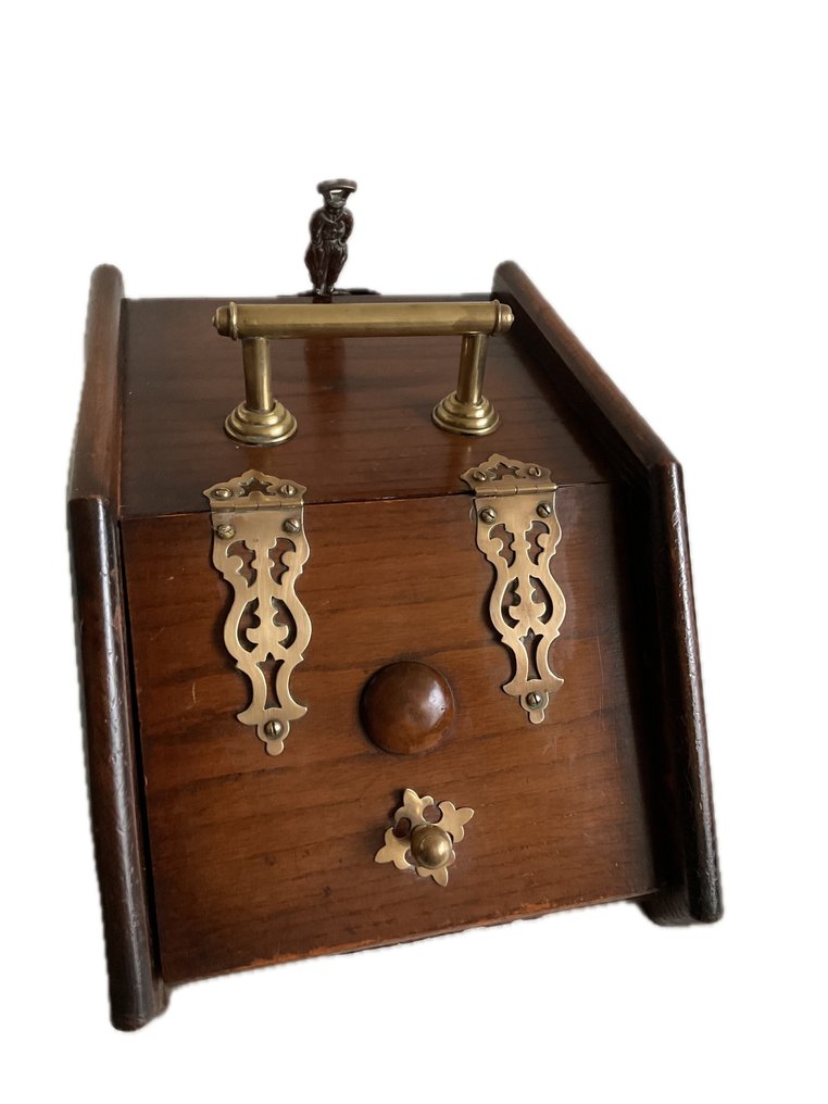 Recipiente - Madeira, Latão - 1910-1920 - Caixa de carvão antiga de madeira. #1.0