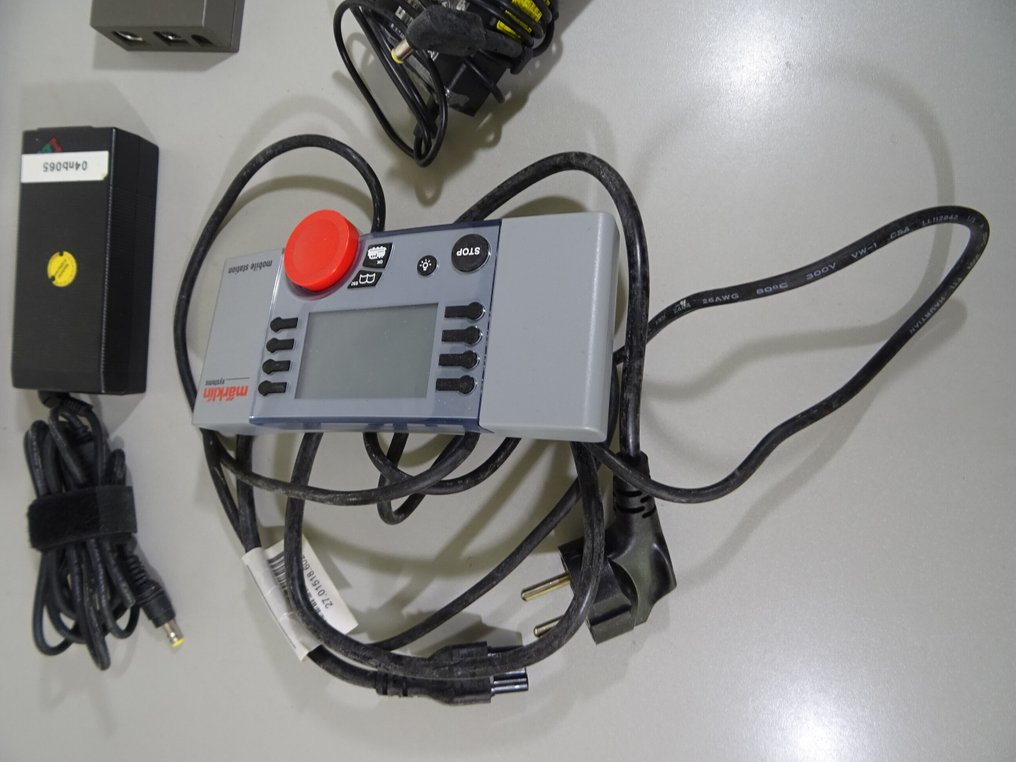 Märklin H0 - 60652 + 66191 - Digitális vezérlőegység (1) - Mobil állomás hálózati adapterrel #1.0