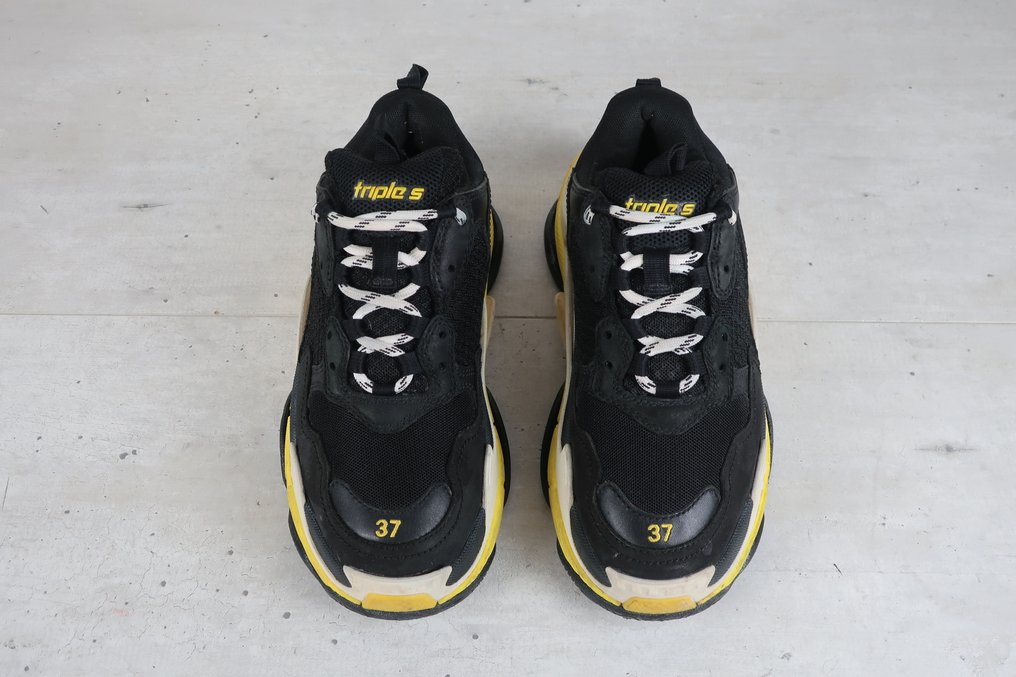 Balenciaga - Tripple S - Sneakers - Size: EU 37 #1.0