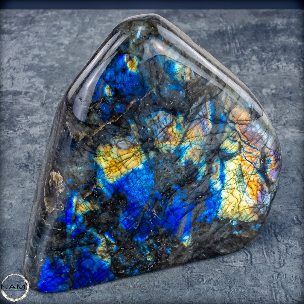 Natural labradorite from Madagascar Shimmering play of colors of nature- 2533.19 g #4.3