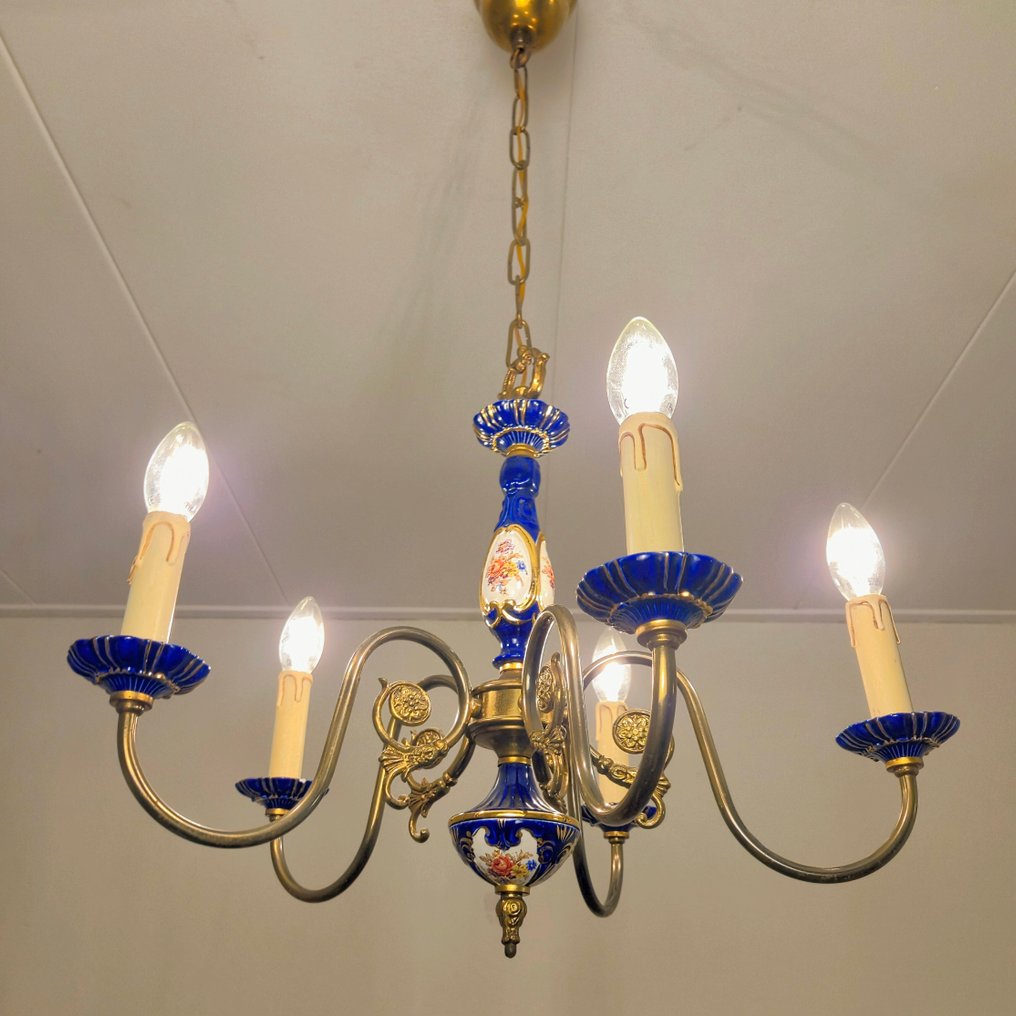 燈 - 皇家柯巴蓝色的豪华吊灯，配有花卉图案 - 瓷器 #4.3