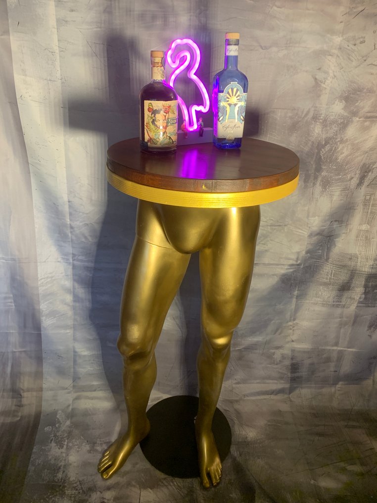 T(INK) Art - Mannequin - "Chippen Table" - Lampe avec support - Polypropylène #1.0