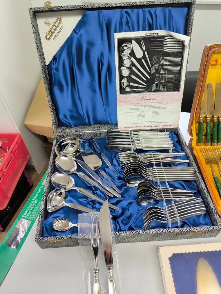 Solingen, WMF - Servizio di posate (123) - Placcato argento, Legno, Acciaio, Ottone, Bronzo - 5 set di posate diversi #1.0