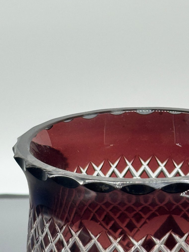 Val Saint Lambert - Charles Graffart & René Delvenne - Vase  - Crystal - Red Vase VSL #4.3