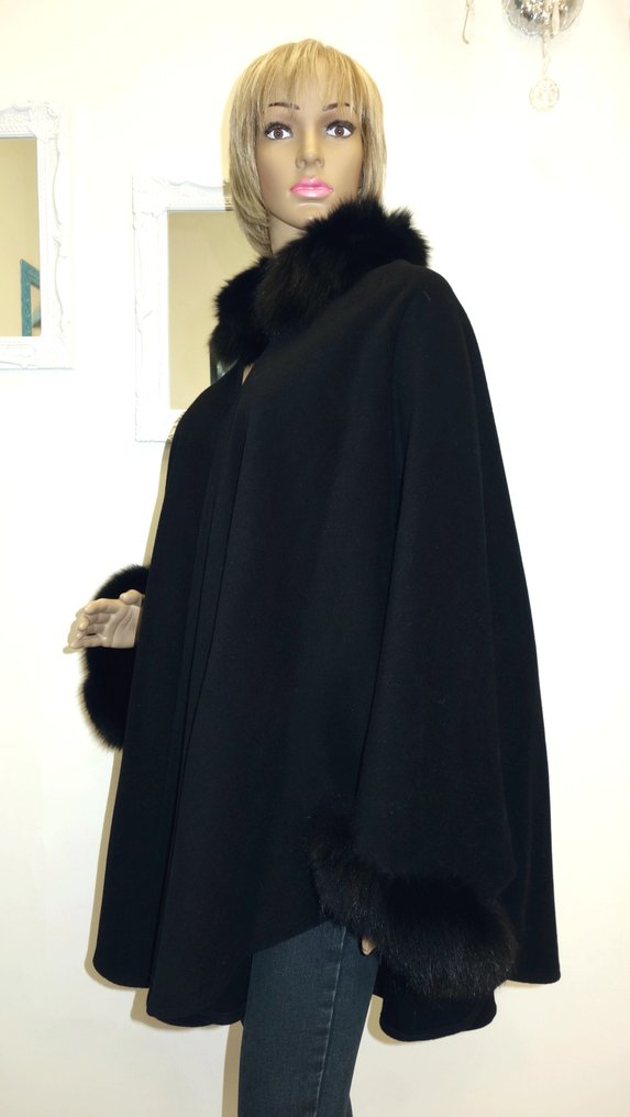 Artisan Furrier - Γούνινο παλτό #3.2