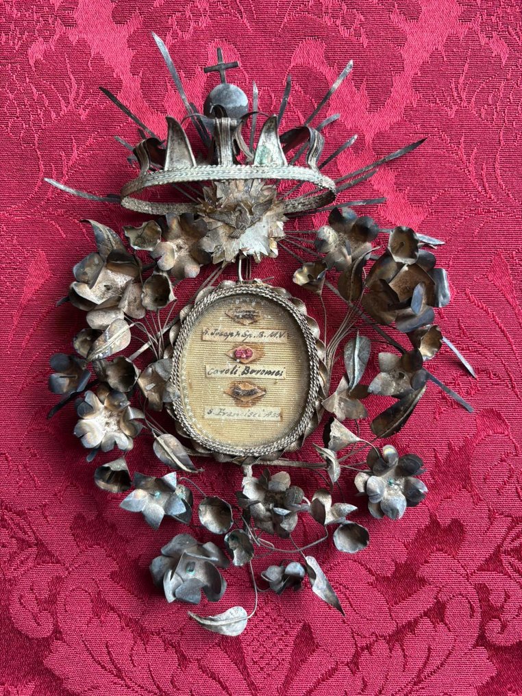 Reliquiario - Argento, Vetro, Tessuto - 1700-1750 - San Giuseppe Sposo, San Francesco D’Assisi e San Carlo Borromeo #1.0