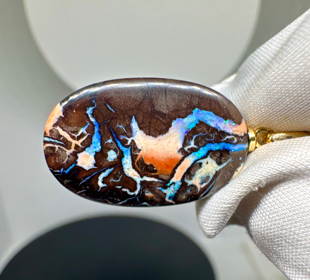 Opal Pendant - Height: 31 mm - Width: 14 mm- 2.42 g - (1) #2.1
