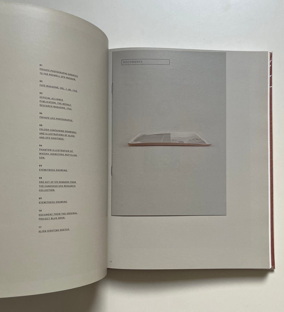 Signed; Sara Galbiati, Peter Helles Eriksen & Tobias Selnaes Markussen - Phenomena - 2016 #3.2