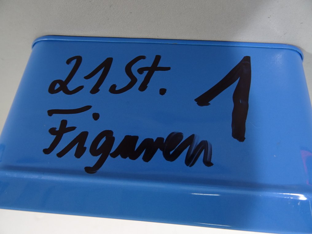 LGB G - Model train figures (21) - 21 figures for passenger cars. #2.1