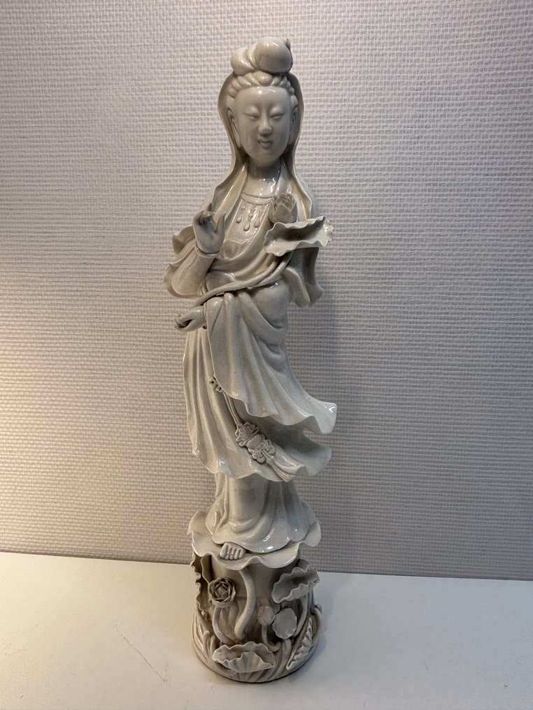 Jolie statue blanc de chine guanyin - blanc de chine - China (Sem preço de reserva) #1.0