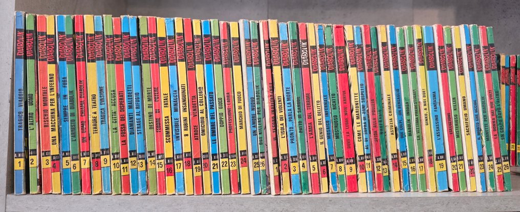 Diabolik Anno XIII nn. 1/26 - Anno XIV nn. 1/26 - sequenze complete - 52 Comic - Első kiadás #4.3