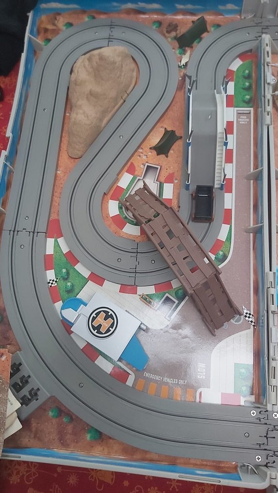 Micro Machines 不符合比例 - 模型車  (2) - Micro Machines Electric Road Racing speelset + 27 Maple Avenue - 复古微型机器 #4.3