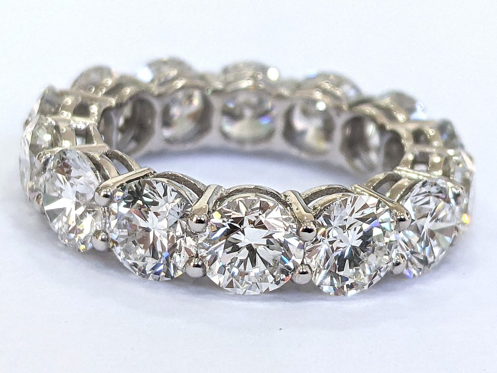 Nincs minimálár - Örökkévalóság gyűrű - 18 kt. Fehér arany - 6.77ct. tw. Gyémánt (Laboratóriumban előállított) - D-E VVS IGI #1.0