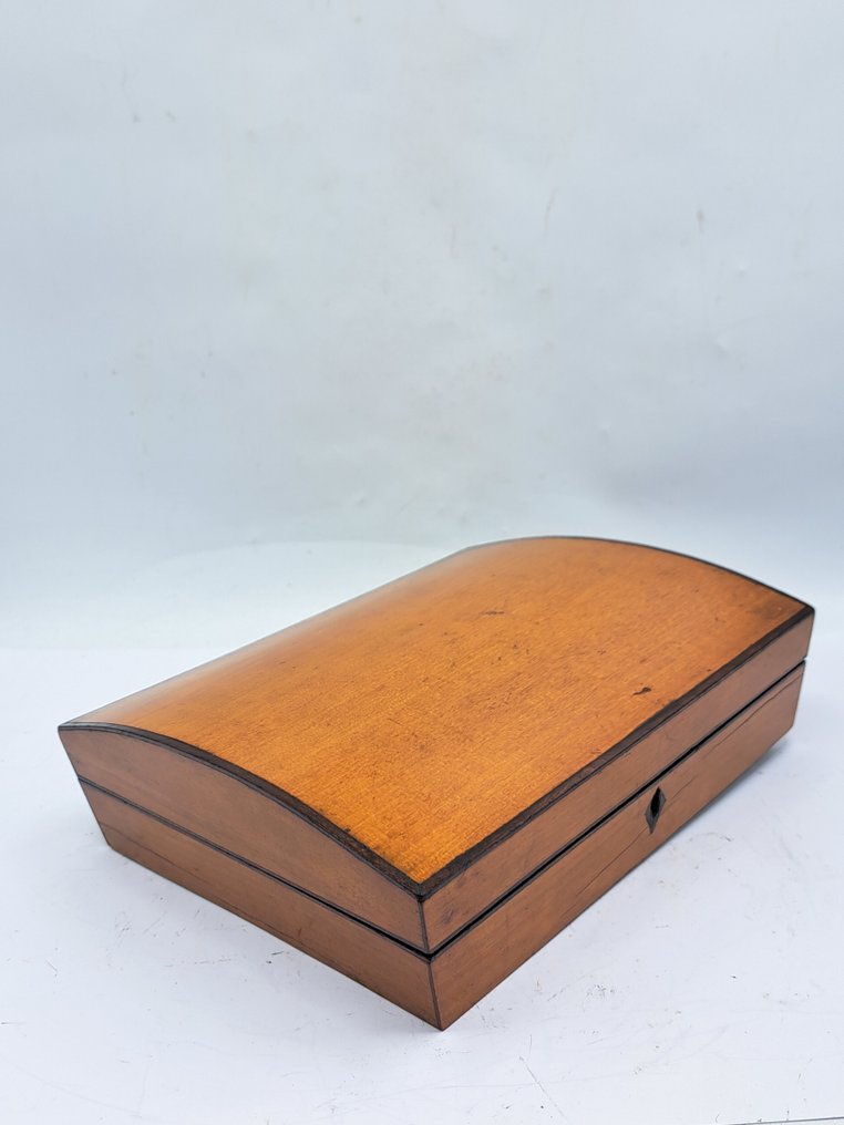 Ékszeresdoboz - kis szarkofág - Fa, Üveg, Bársony - Kist met spiegel #1.0