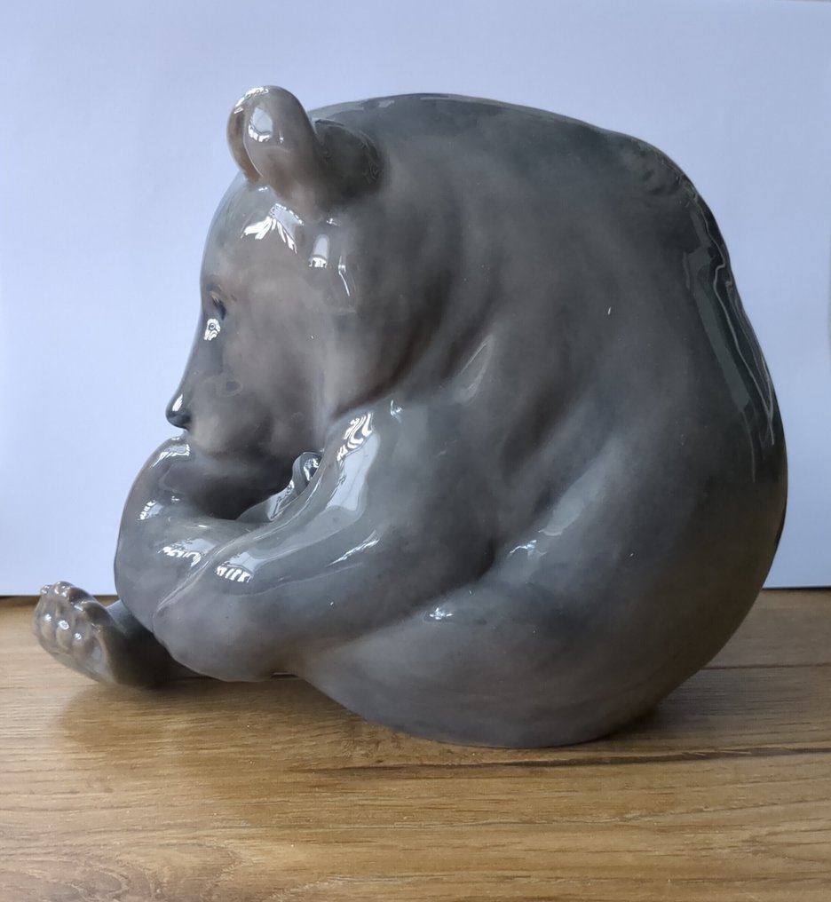 Royal Copenhagen - Αγαλματίδιο - Zittende beer - Πορσελάνη #1.0