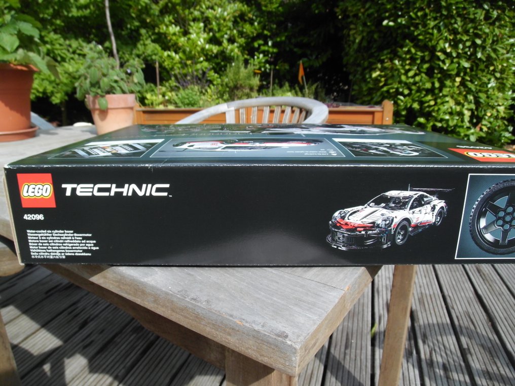 LEGO Set - 42096 - Technic - Porsche 911 RSR #1.0