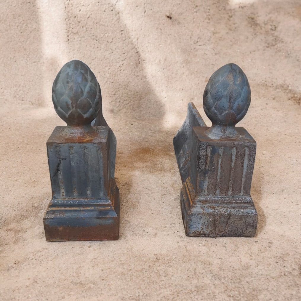 Andiron (2) - Chenets - Pommes de Pins - neoklasszikus stílus - Öntöttvas #2.1