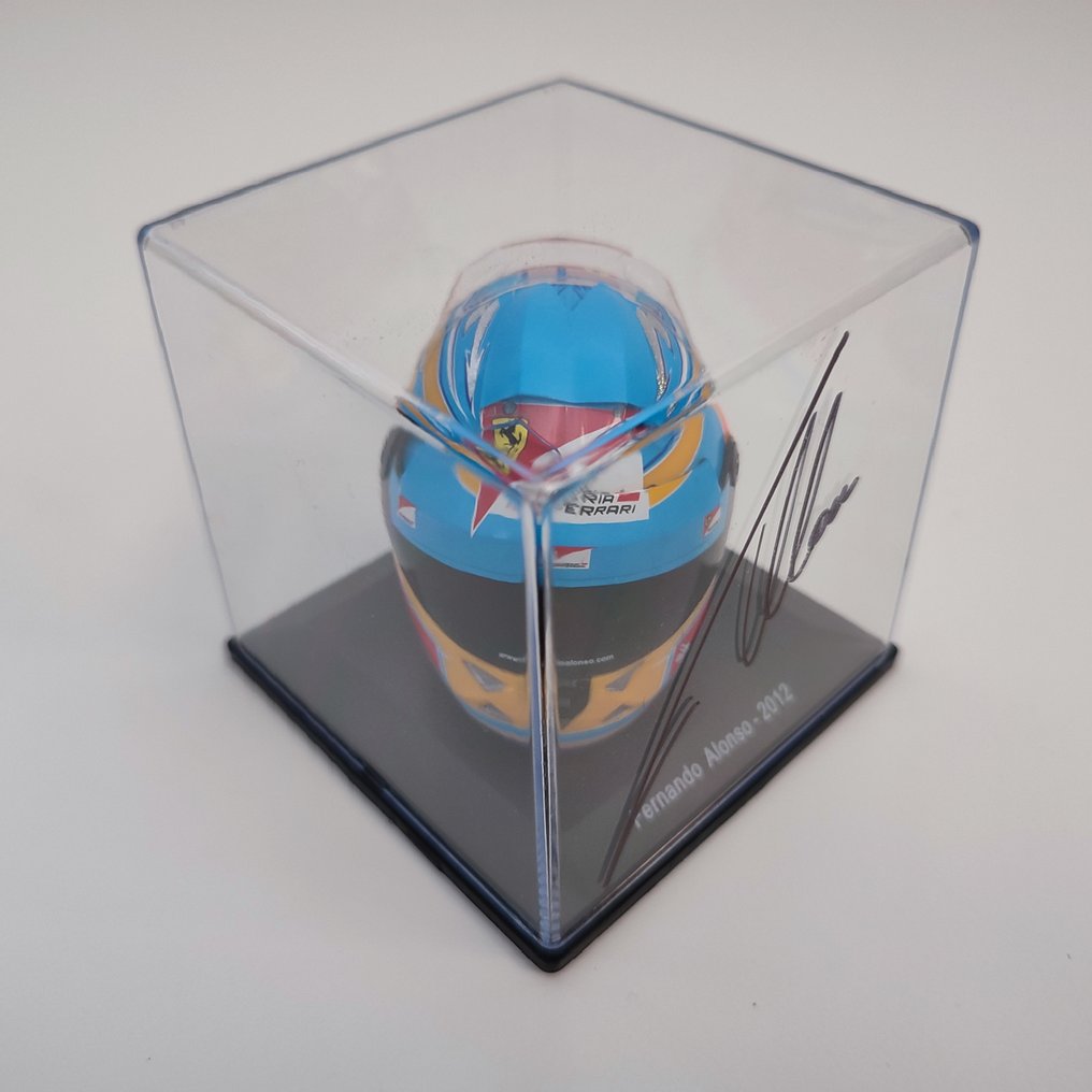 Ferrari - Fernando Alonso - 2012 - Méretarány 1/5 sisak #2.1