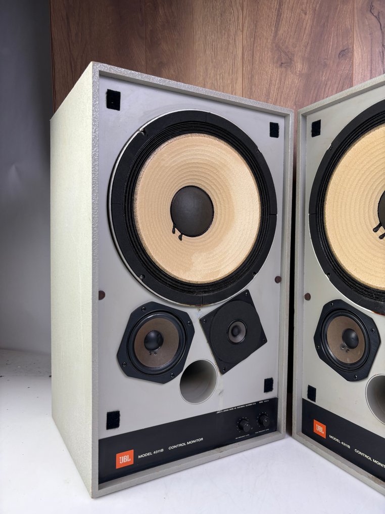 JBL - 4311B Monitor - Matching Pair Speaker set #2.1
