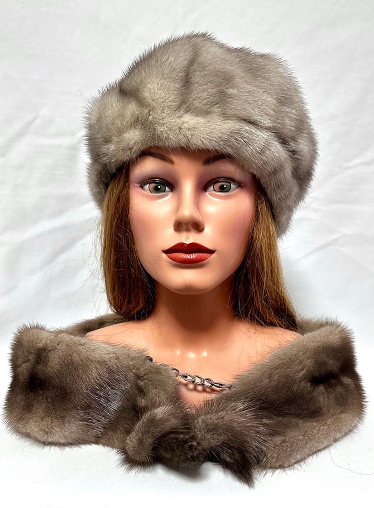 Artisan Furrier - Beanie (2) - Mink #1.0