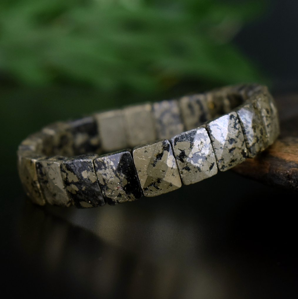 Pirita com Magnetita - 'Ouro do Curandeiro' - Alta qualidade - Largura: 12 mm- 46.5 g #1.0