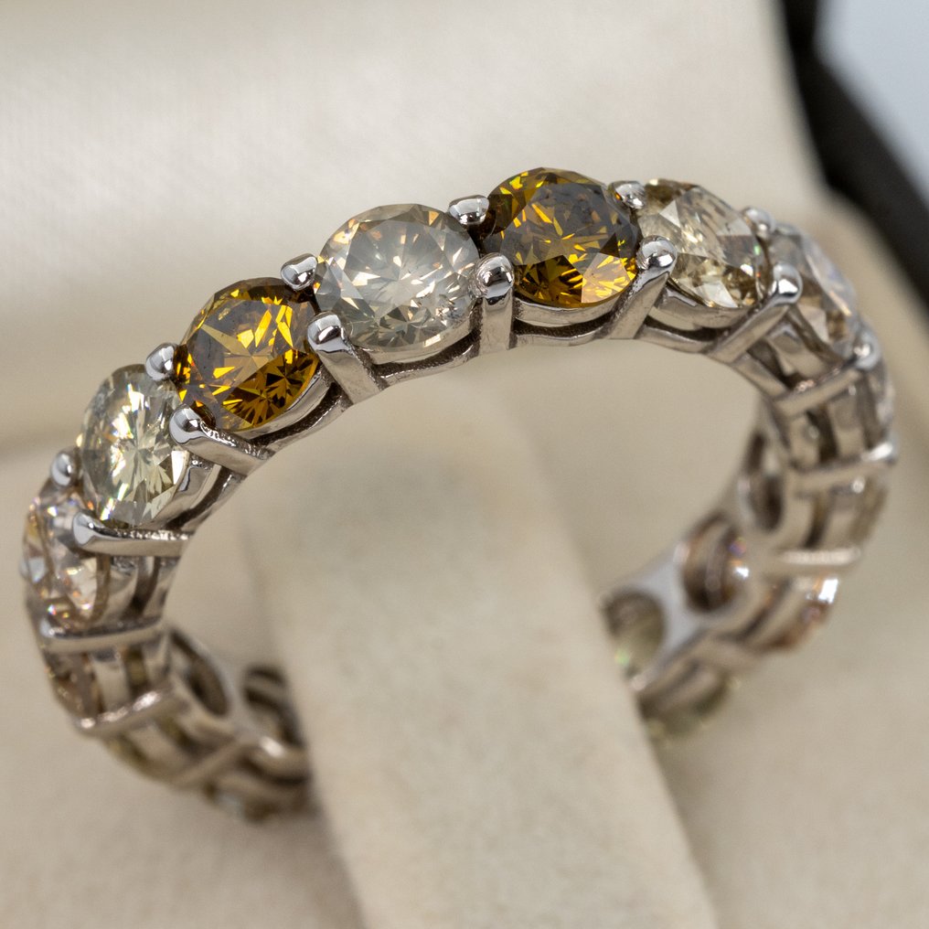 没有保留价 - 戒指 - 14K包金 白金 - 5.19ct. tw. 钻石 (天然色彩的) - IGI #3.2