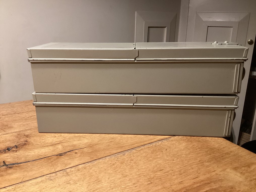 Lips - 棺材 (2) - 铁 - Bankkluis kluislade #2.1