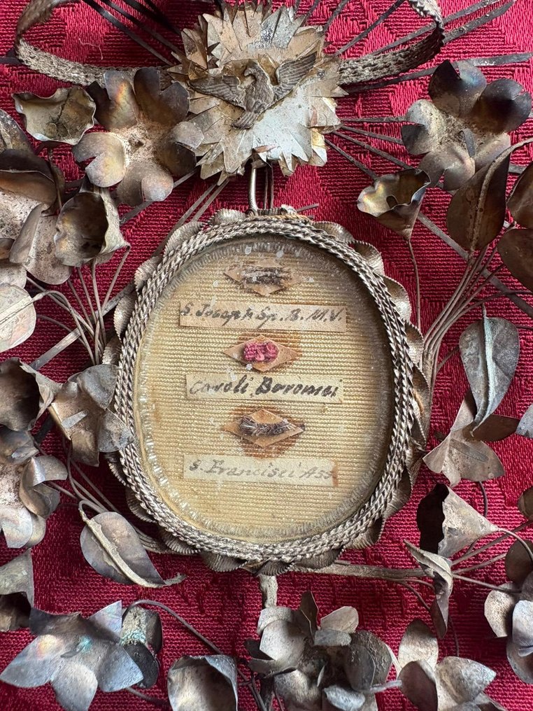 Reliquiario - Argento, Vetro, Tessuto - 1700-1750 - San Giuseppe Sposo, San Francesco D’Assisi e San Carlo Borromeo #2.1
