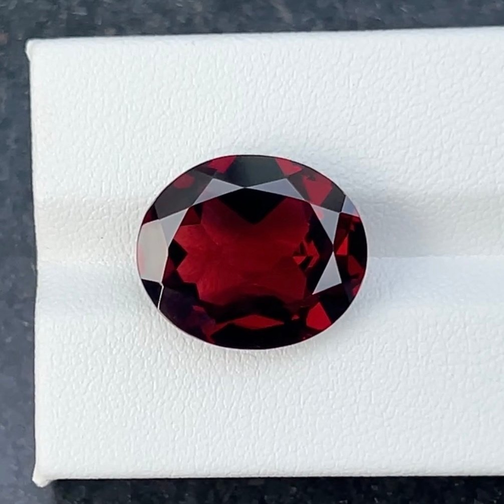 χωρίς τιμή ασφαλείας Κόκκινο Ροδολίτης, Γρανάτης  - 12.70 ct - Διεθνής Ένωση Έγχρωμων Πολύτιμων Λίθων (ICA GemLab) #1.0