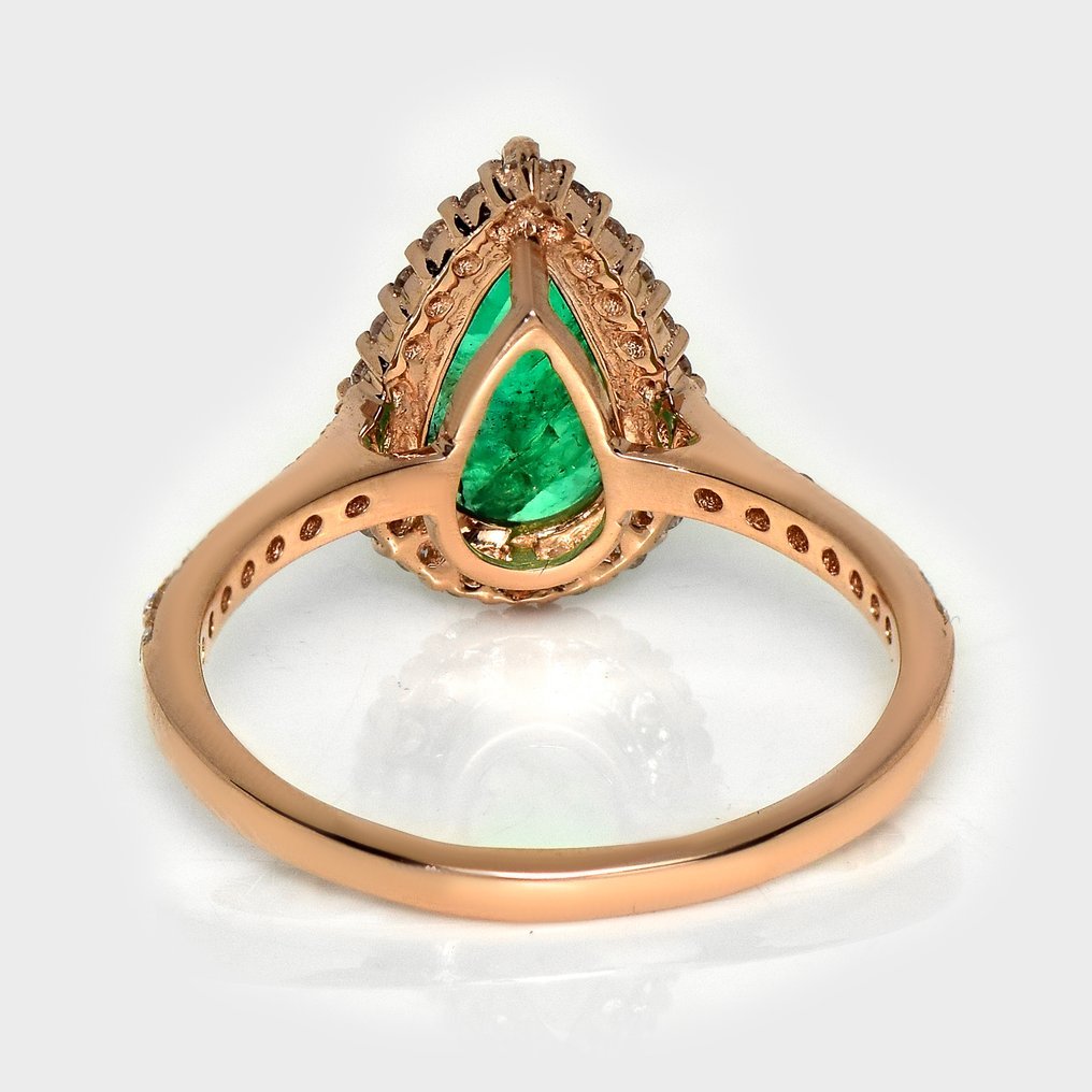 Ingen mindstepris - Ring - 14 karat HRD 1.61 ct Intense Green, Rosaguld - 1.96ct. tw. Smaragd - Diamant #4.3