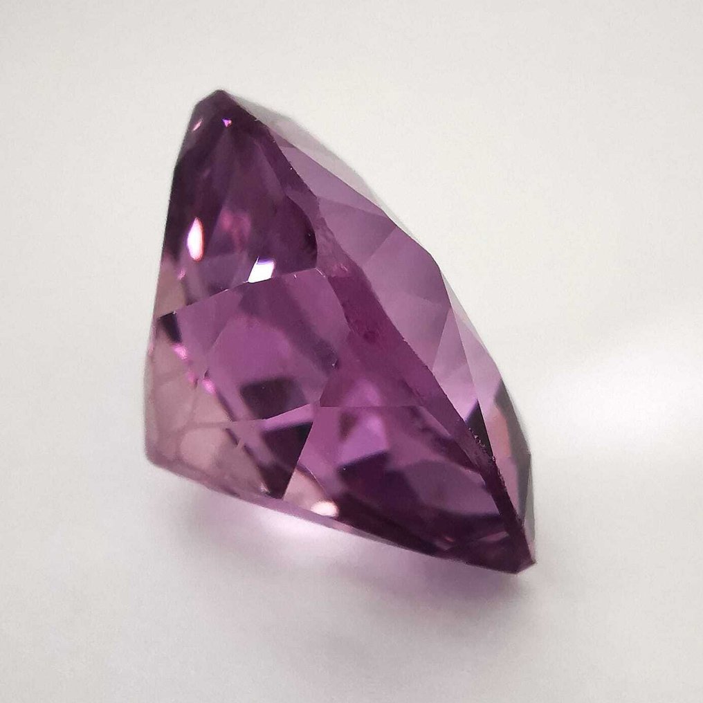 No reserve price Amethyst - 17.20 ct - Antwerp Laboratory for Gemstone Testing (ALGT) - Intense Pinkish Purple #2.1