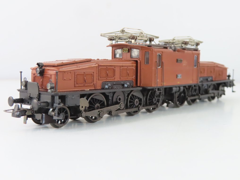 Roco H0 - 43539 - Elektrische locomotief (1) - Ce 6/8 II "Krokodil" - SBB #1.0