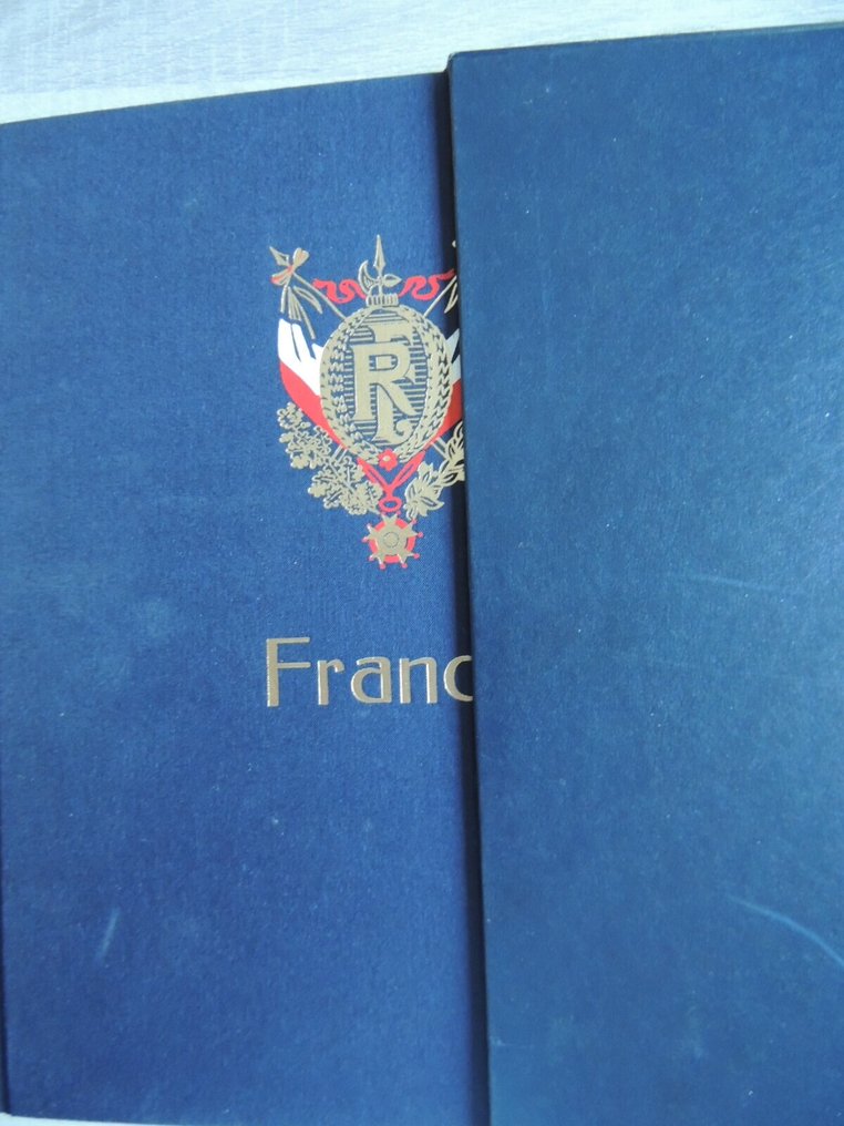 Ranska - 2 Reliures Davo x 2 1849/1986 koteloin. #1.0