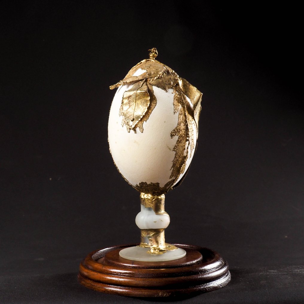 Dekorativt ornament - under glasstolpe - Goudgepatineret Nandoe-æg #3.2