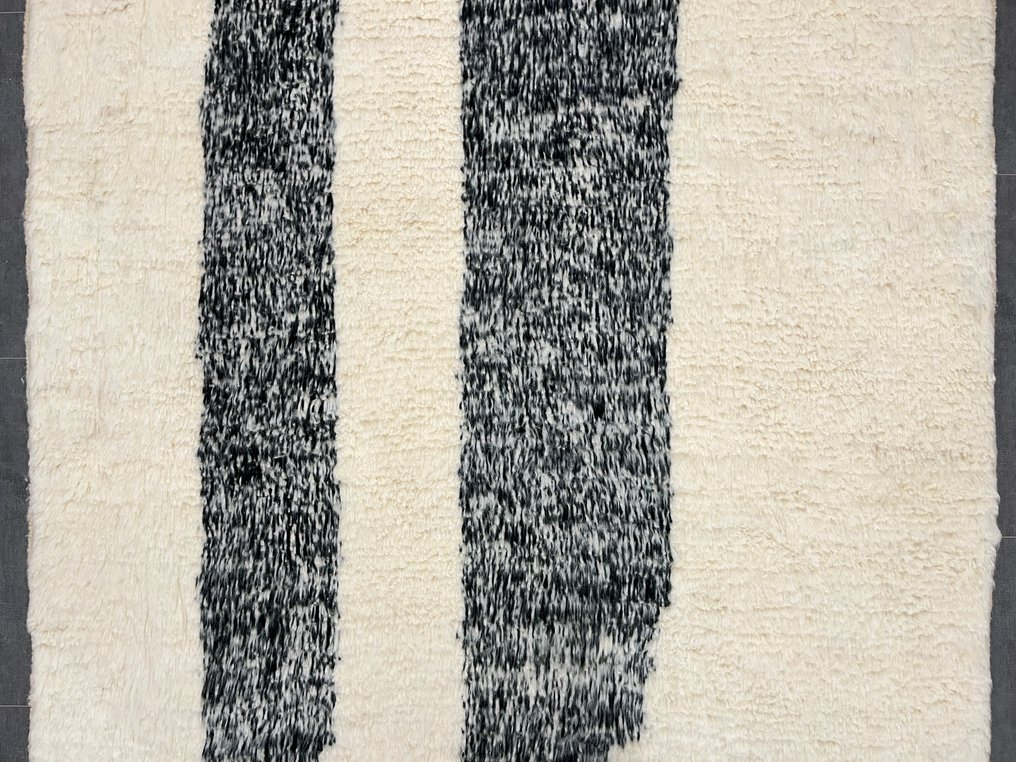 Berber, Wool rug with a Moroccan style - Rug - 273 cm - 164 cm - Handwoven #3.2