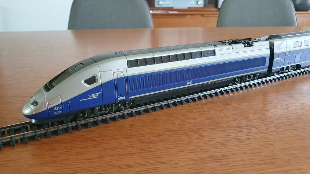 Mehano H0 - T688 - Modellbahn (1) - Vierteiliger TGV duplex - SNCF #2.1