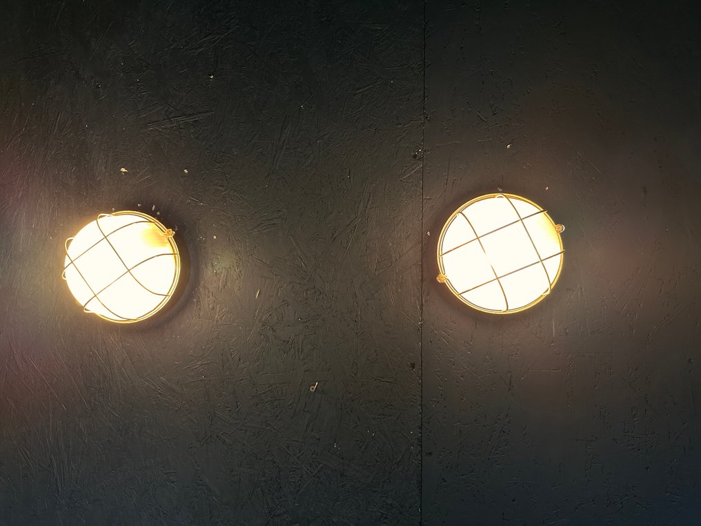 Kinkiet ścienny (4) - Metal #1.0