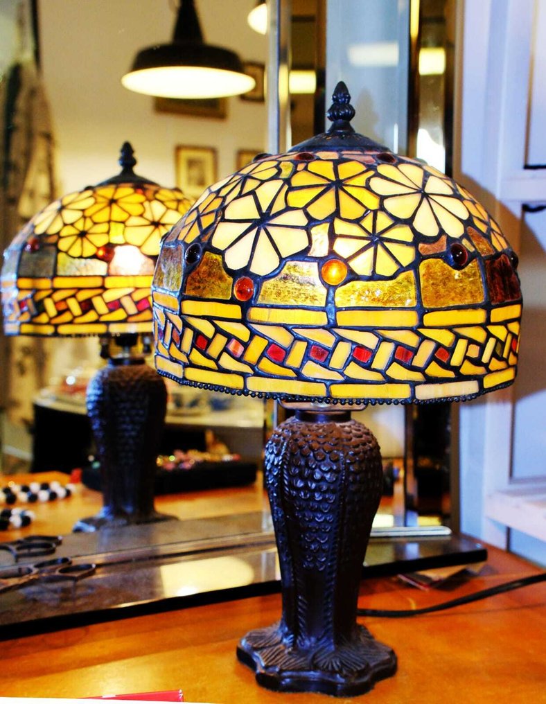 Tiffany - Table lamp - Stained glass - Vintage #1.0