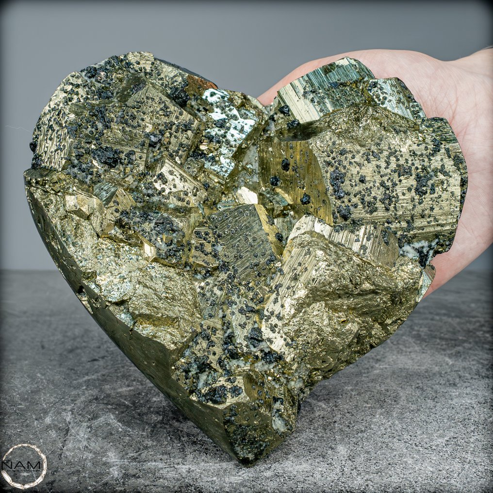Rare Natural Golden Cube Crystal Pyrite Heart- 1253.52 g #3.2