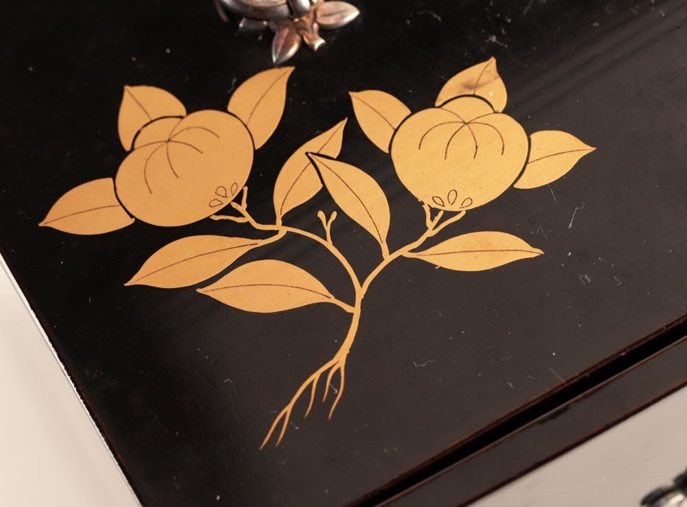 Armoire - Or, Bois, Laque, un très fin kodansu 小箪笥, armoire de table avec un design maki-e de tachibana - y compris avec - Japon #4.3