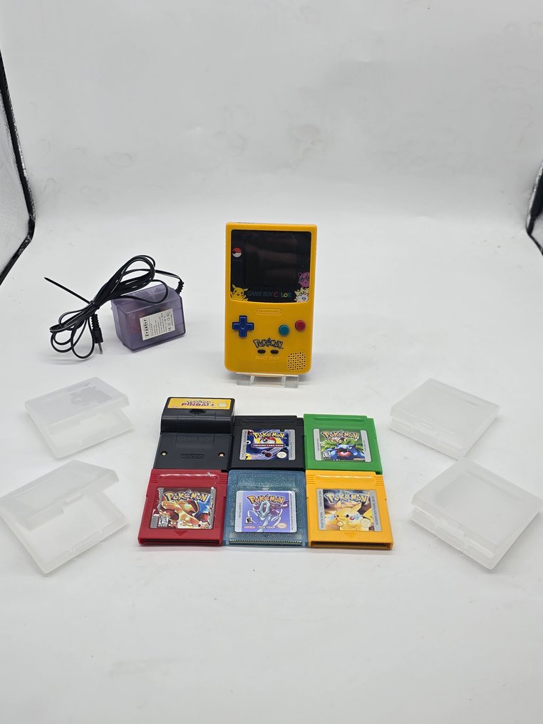 Nintendo - Gameboy Color - Limited Pichu Edition 1998 (new shell) + Pokemon Green + Crystal + Red + TCG + Yellow - Video game console + games - with box protectors #1.0