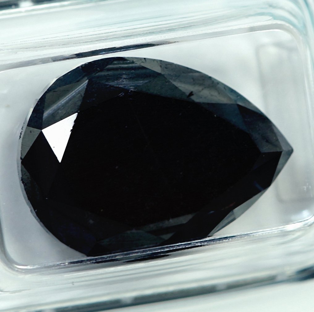 1 pcs Diamante  (Cor tratada)  - 14.08 ct - Não especificado no relatório do laboratório - International Gemological Institute (IGI) #3.2