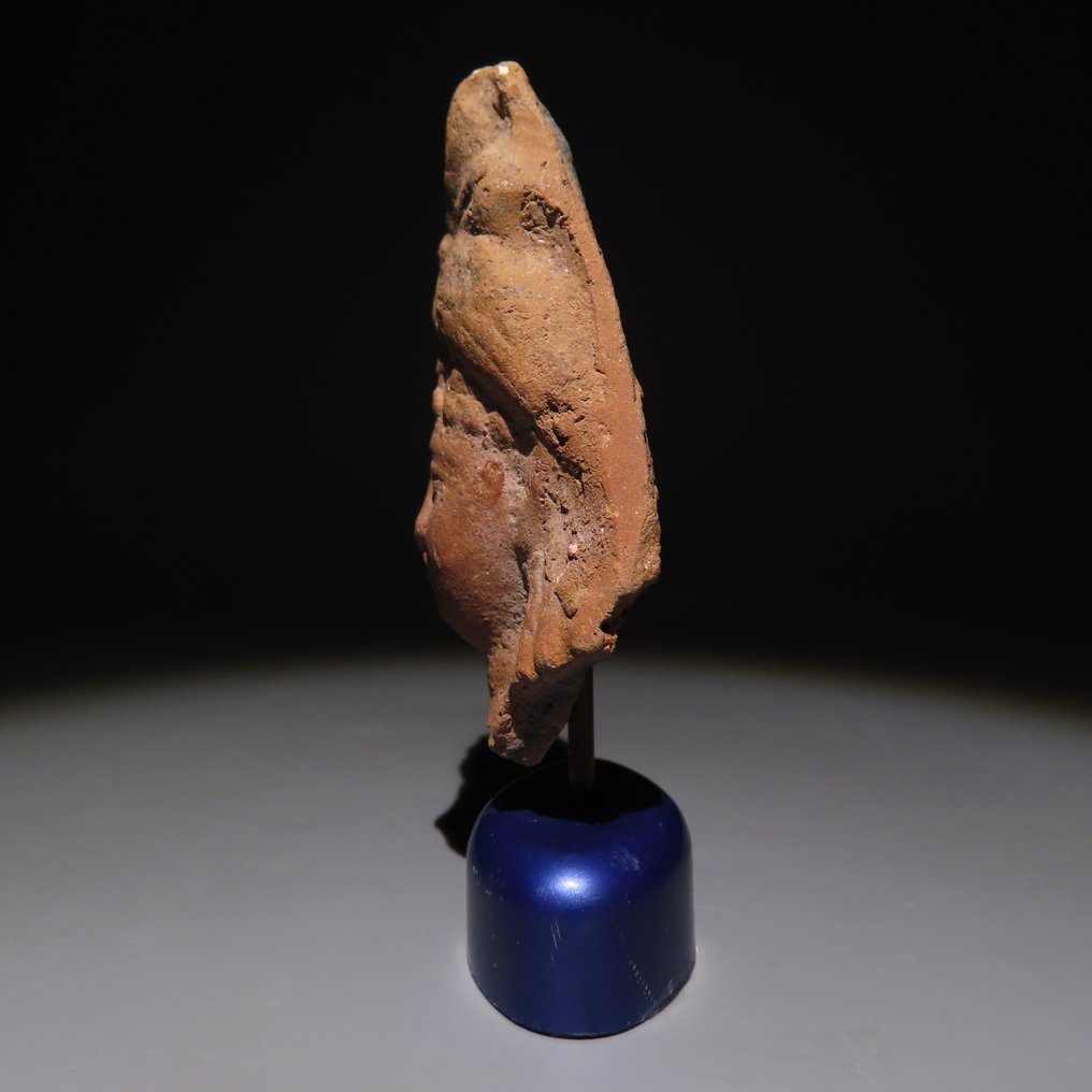 古希臘,邁錫尼 Terracotta 法老头像。公元前4世纪。高7.7厘米。 #4.3