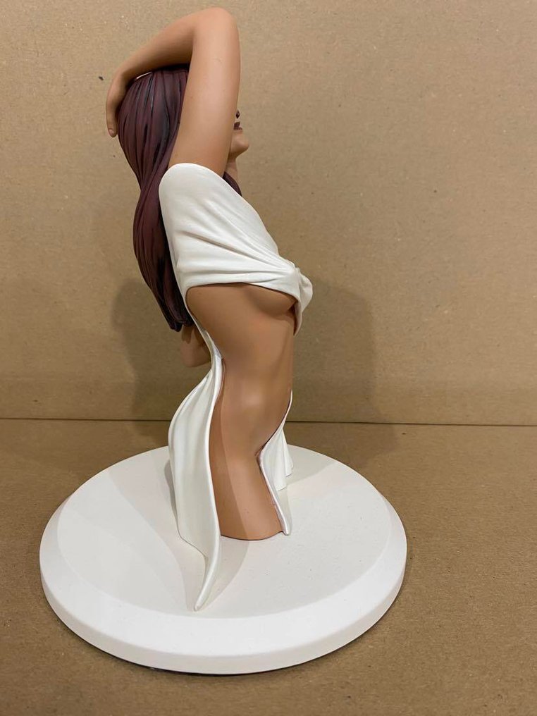 Attakus - Szobrocska - Gyanta #3.2